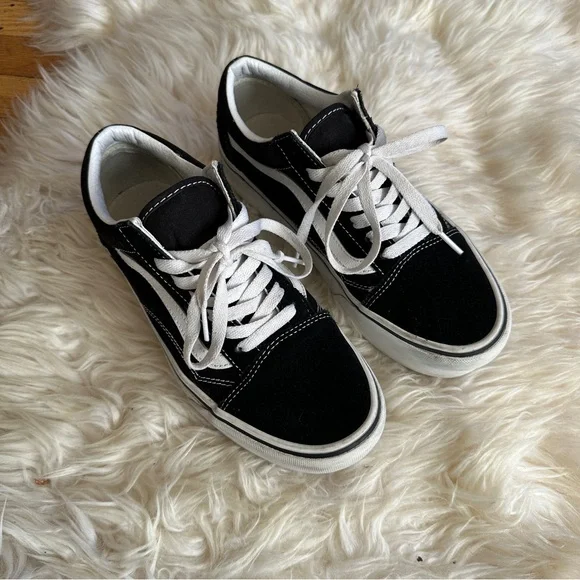 vans old skool stackform black white platform shoes 8 - Picture 2 of 6